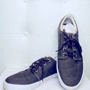 At John’s Bay men’s shoe